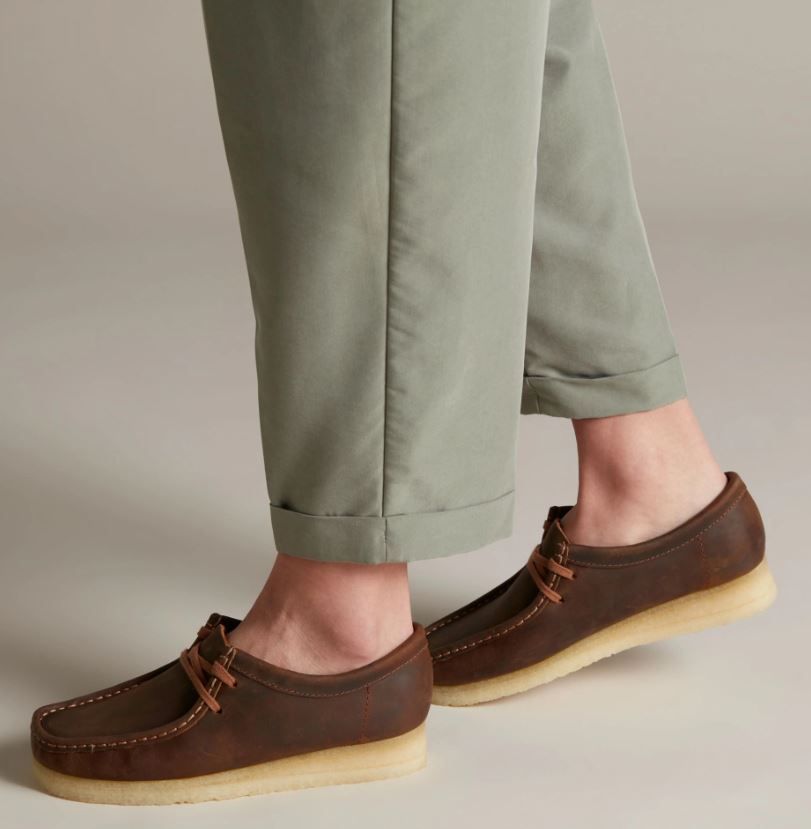 clarks wallabees womens beeswax