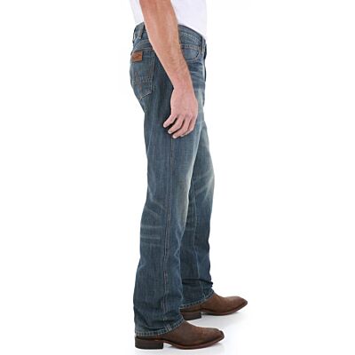 88MWZDK Dark Denim Retro Slim Straight Leg Wrangler Mens Jeans